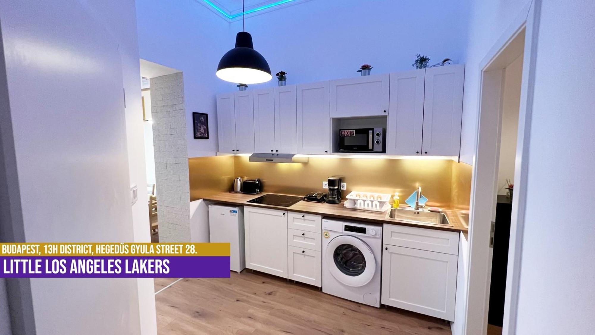 Little Americas Westend Mall Apartments بودابست المظهر الخارجي الصورة