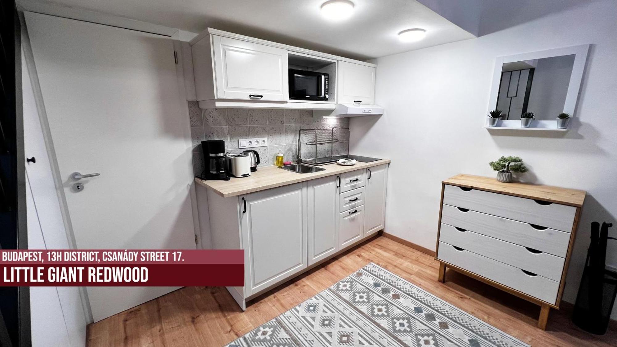 Little Americas Westend Mall Apartments بودابست المظهر الخارجي الصورة