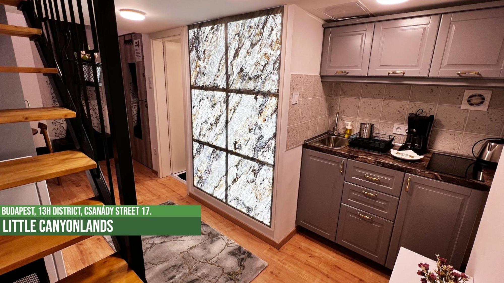 Little Americas Westend Mall Apartments بودابست المظهر الخارجي الصورة