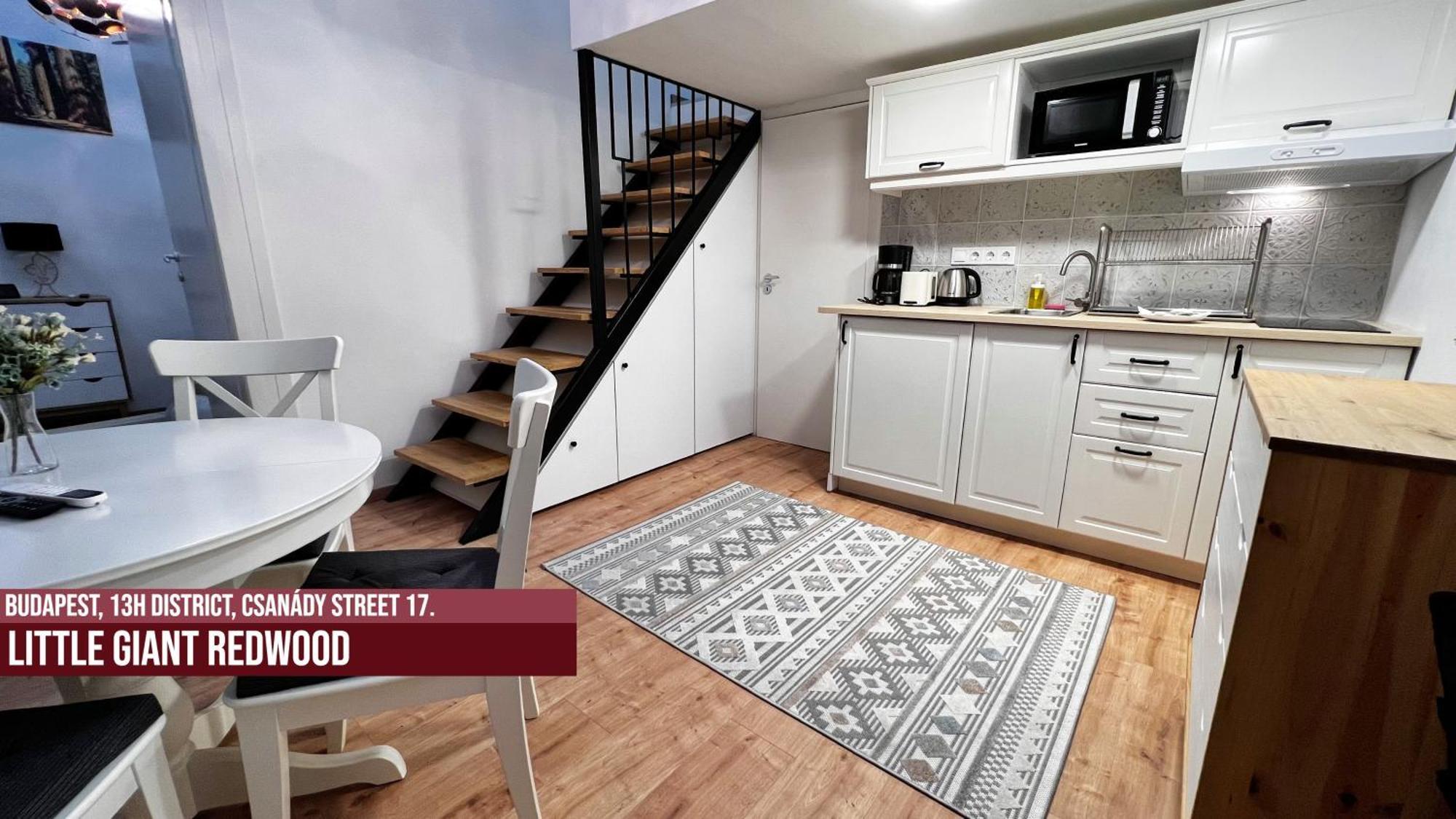 Little Americas Westend Mall Apartments بودابست المظهر الخارجي الصورة
