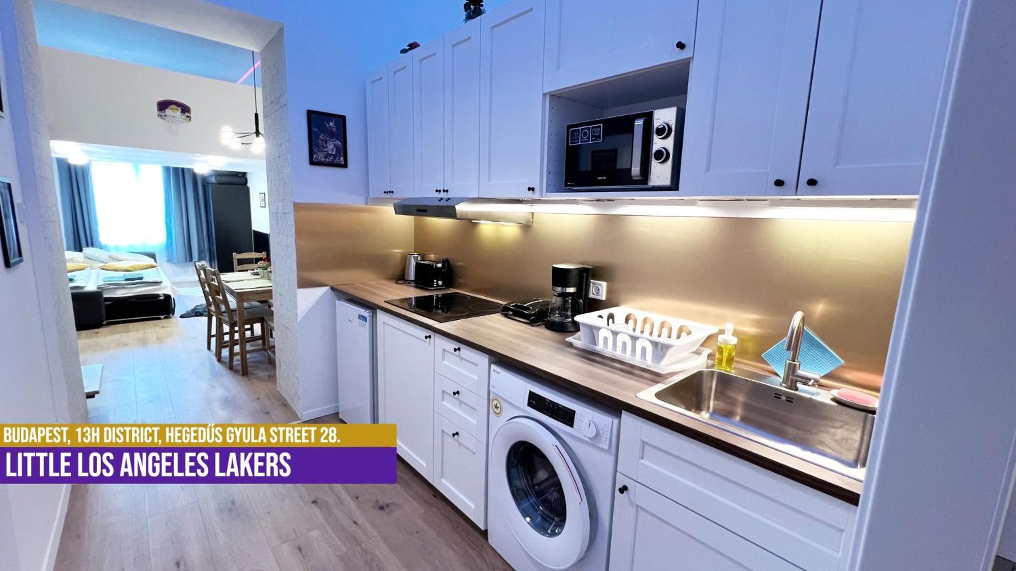 Little Americas Westend Mall Apartments بودابست المظهر الخارجي الصورة